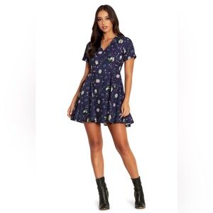 NWT Blackmilk Cosmic Monsters New V Dress sz AUS 8 = to US 4 - listing as 4